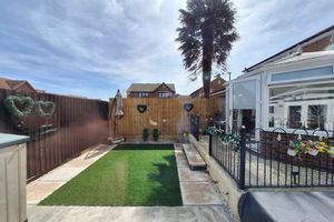 Garden - click for photo gallery